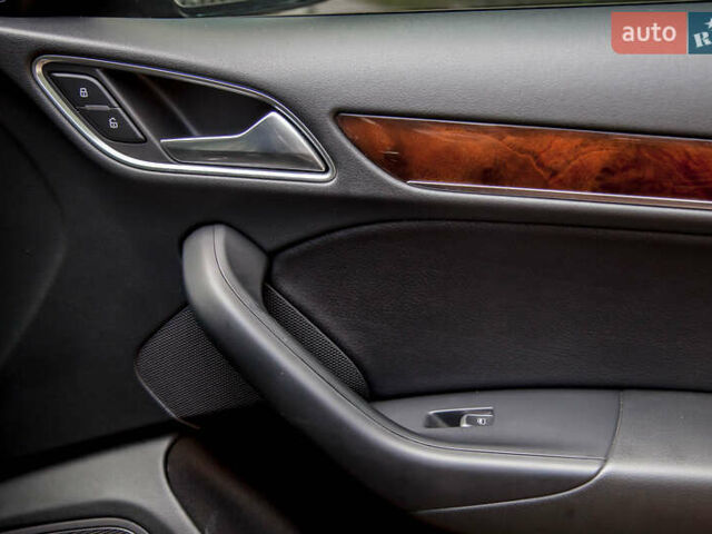 Черный Ауди Ку3, объемом двигателя 1.98 л и пробегом 126 тыс. км за 18900 $, фото 60 на Automoto.ua