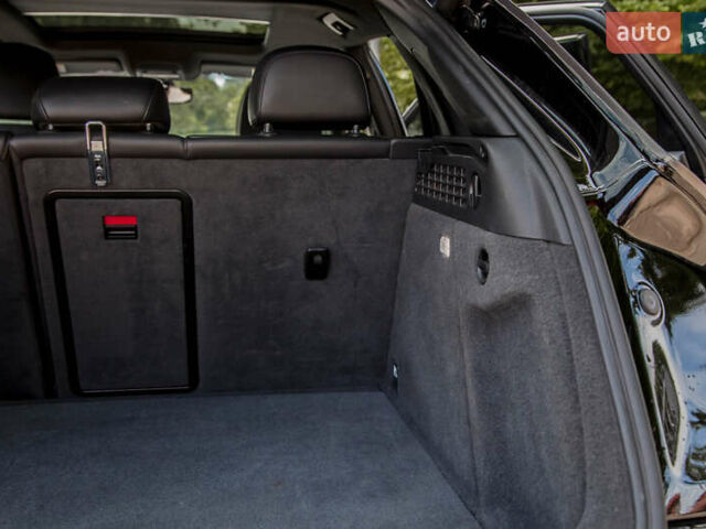 Черный Ауди Ку3, объемом двигателя 1.98 л и пробегом 126 тыс. км за 18900 $, фото 84 на Automoto.ua