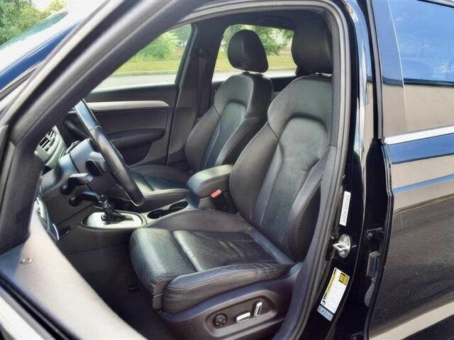 Чорний Ауді Ку3, об'ємом двигуна 2 л та пробігом 61 тис. км за 12900 $, фото 9 на Automoto.ua