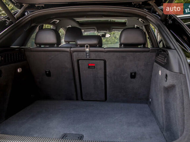 Черный Ауди Ку3, объемом двигателя 1.98 л и пробегом 126 тыс. км за 18900 $, фото 87 на Automoto.ua