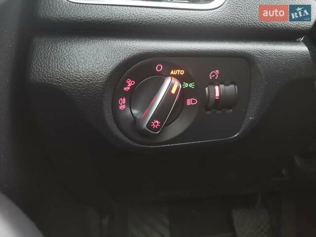 Черный Ауди Ку3, объемом двигателя 2 л и пробегом 139 тыс. км за 16900 $, фото 31 на Automoto.ua