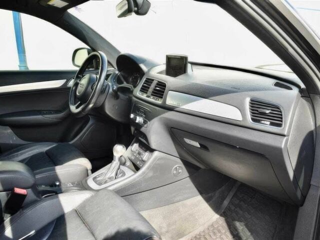 Чорний Ауді Ку3, об'ємом двигуна 2 л та пробігом 61 тис. км за 12900 $, фото 10 на Automoto.ua