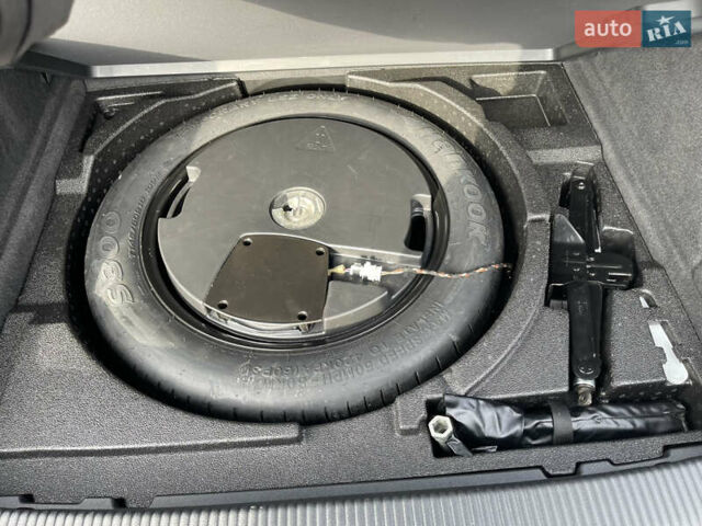 Черный Ауди Ку3, объемом двигателя 2 л и пробегом 100 тыс. км за 17999 $, фото 17 на Automoto.ua