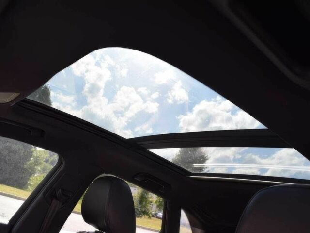 Чорний Ауді Ку3, об'ємом двигуна 2 л та пробігом 61 тис. км за 12900 $, фото 13 на Automoto.ua