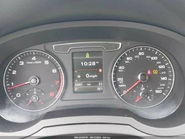 Чорний Ауді Ку3, об'ємом двигуна 0 л та пробігом 101 тис. км за 4200 $, фото 9 на Automoto.ua