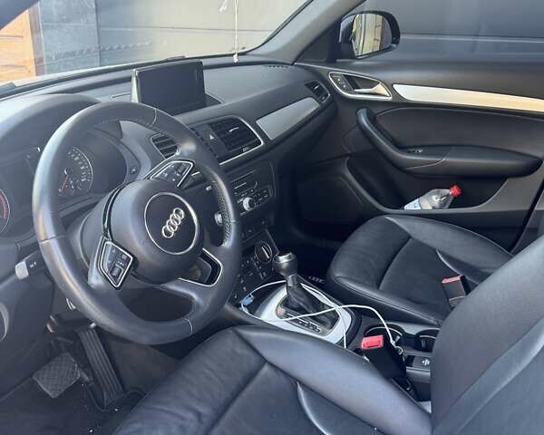 Черный Ауди Ку3, объемом двигателя 1.98 л и пробегом 90 тыс. км за 18000 $, фото 5 на Automoto.ua