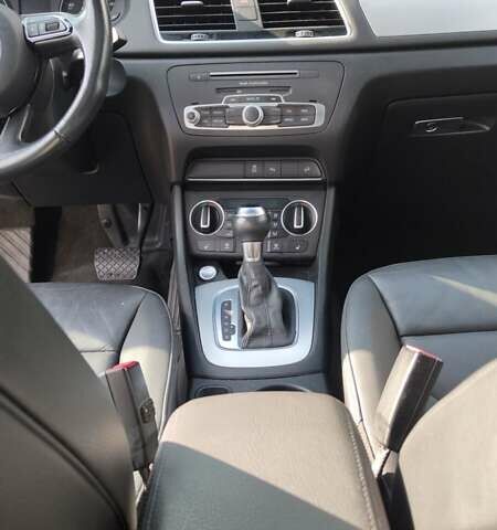 Чорний Ауді Ку3, об'ємом двигуна 1.98 л та пробігом 74 тис. км за 17500 $, фото 7 на Automoto.ua