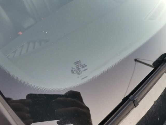 Чорний Ауді Ку3, об'ємом двигуна 2 л та пробігом 139 тис. км за 16500 $, фото 6 на Automoto.ua