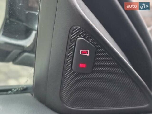 Чорний Ауді Ку3, об'ємом двигуна 2 л та пробігом 156 тис. км за 18950 $, фото 63 на Automoto.ua