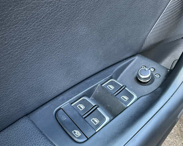 Черный Ауди Ку3, объемом двигателя 1.98 л и пробегом 175 тыс. км за 15800 $, фото 25 на Automoto.ua