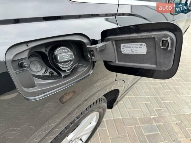Черный Ауди Ку3, объемом двигателя 1.98 л и пробегом 40 тыс. км за 29700 $, фото 30 на Automoto.ua