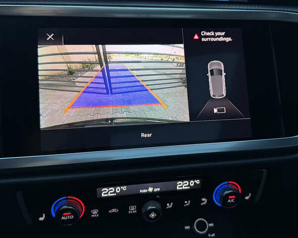 Черный Ауди Ку3, объемом двигателя 2 л и пробегом 102 тыс. км за 23500 $, фото 15 на Automoto.ua