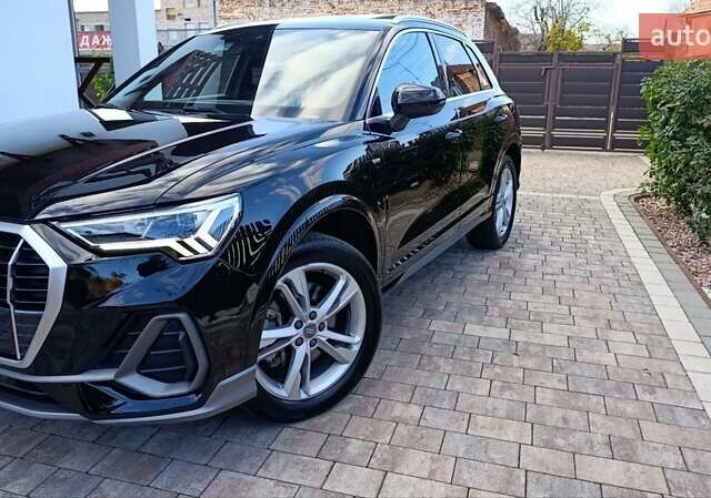 Черный Ауди Ку3, объемом двигателя 2 л и пробегом 153 тыс. км за 21599 $, фото 2 на Automoto.ua