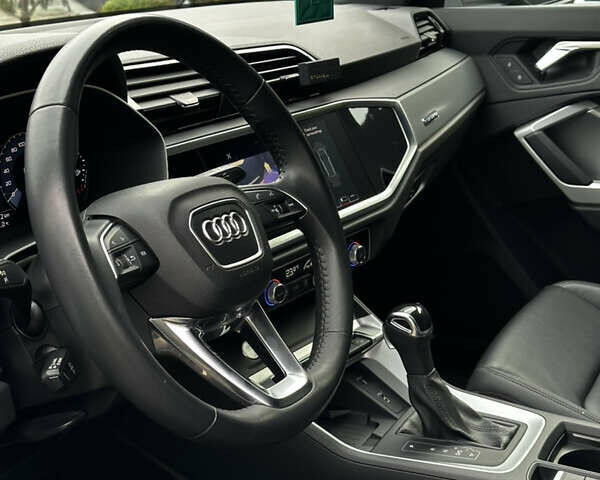 Черный Ауди Ку3, объемом двигателя 1.98 л и пробегом 20 тыс. км за 32500 $, фото 10 на Automoto.ua