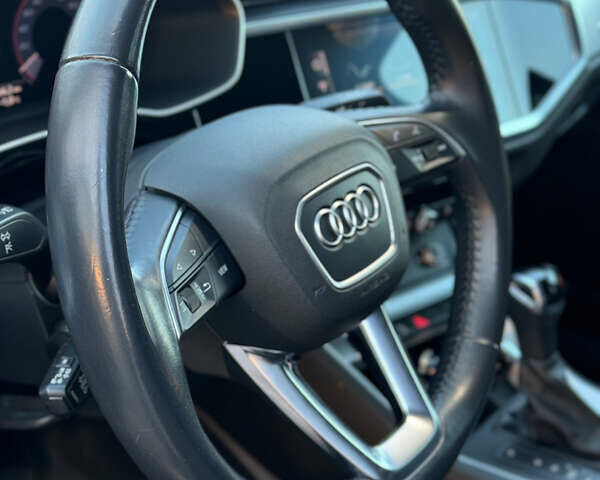 Черный Ауди Ку3, объемом двигателя 2 л и пробегом 110 тыс. км за 32500 $, фото 19 на Automoto.ua