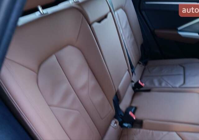 Черный Ауди Ку3, объемом двигателя 2 л и пробегом 153 тыс. км за 21599 $, фото 65 на Automoto.ua