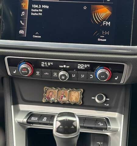 Черный Ауди Ку3, объемом двигателя 1.98 л и пробегом 124 тыс. км за 24900 $, фото 19 на Automoto.ua