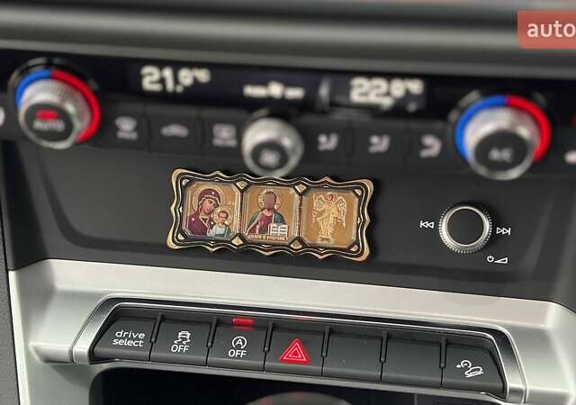 Черный Ауди Ку3, объемом двигателя 1.98 л и пробегом 124 тыс. км за 24900 $, фото 20 на Automoto.ua