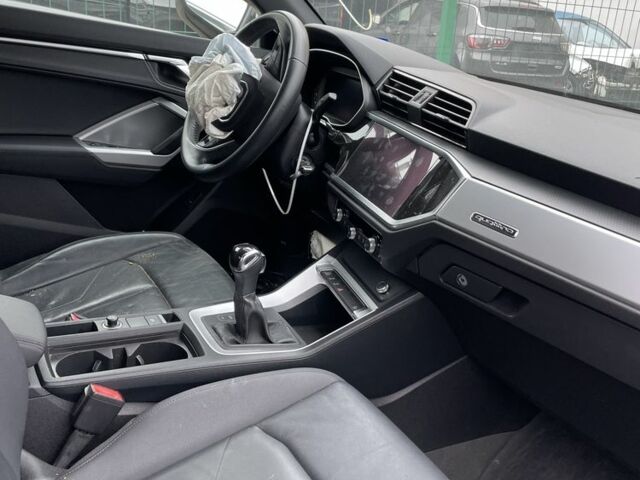 Черный Ауди Ку3, объемом двигателя 2 л и пробегом 120 тыс. км за 11500 $, фото 5 на Automoto.ua