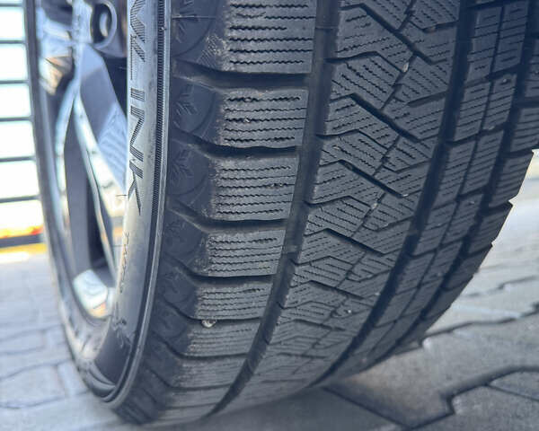 Черный Ауди Ку3, объемом двигателя 2 л и пробегом 102 тыс. км за 23500 $, фото 13 на Automoto.ua