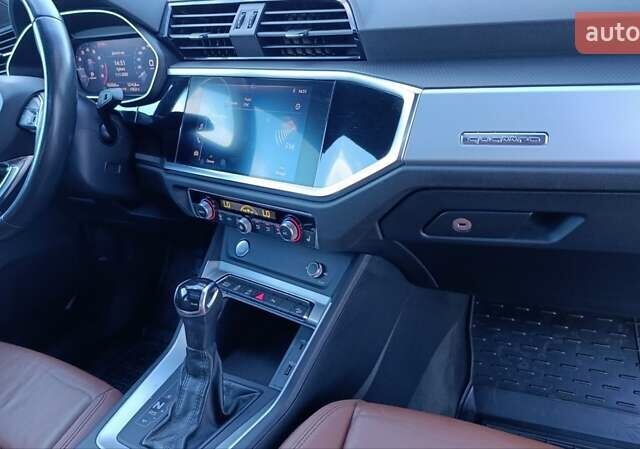 Черный Ауди Ку3, объемом двигателя 2 л и пробегом 153 тыс. км за 21599 $, фото 52 на Automoto.ua