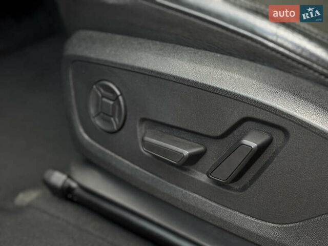 Черный Ауди Ку3, объемом двигателя 2 л и пробегом 102 тыс. км за 23500 $, фото 19 на Automoto.ua