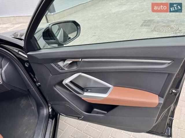 Черный Ауди Ку3, объемом двигателя 1.98 л и пробегом 40 тыс. км за 29700 $, фото 35 на Automoto.ua