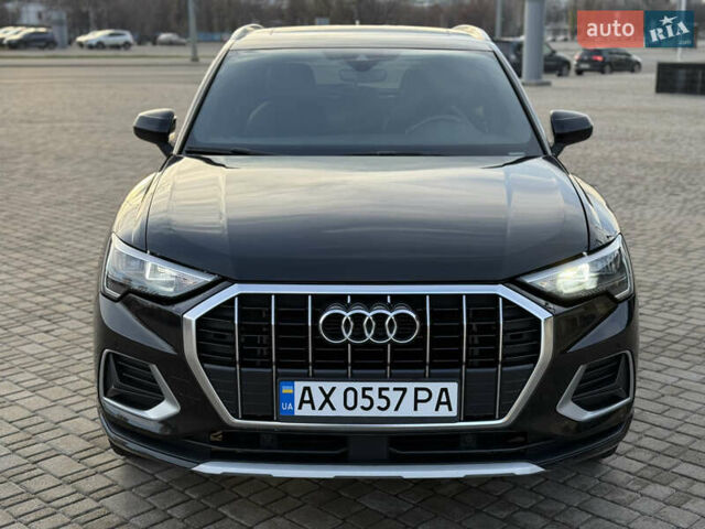 Черный Ауди Ку3, объемом двигателя 1.98 л и пробегом 138 тыс. км за 22000 $, фото 9 на Automoto.ua