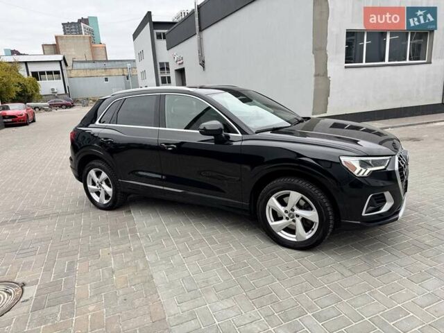 Черный Ауди Ку3, объемом двигателя 1.98 л и пробегом 40 тыс. км за 29700 $, фото 6 на Automoto.ua