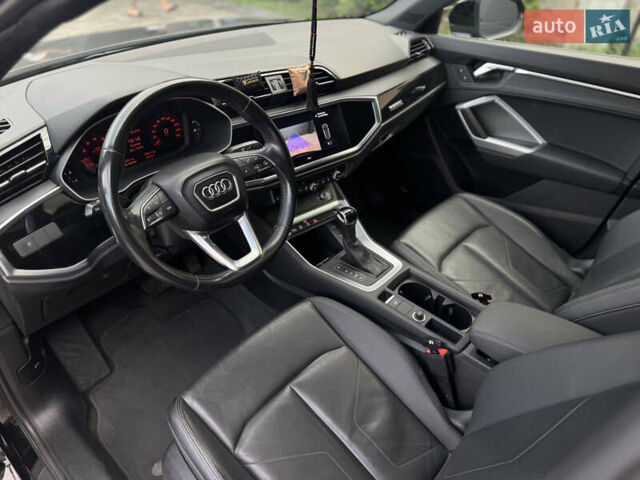 Черный Ауди Ку3, объемом двигателя 1.98 л и пробегом 100 тыс. км за 23999 $, фото 3 на Automoto.ua