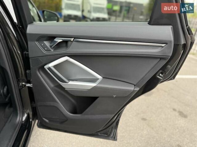 Черный Ауди Ку3, объемом двигателя 1.98 л и пробегом 116 тыс. км за 23000 $, фото 29 на Automoto.ua