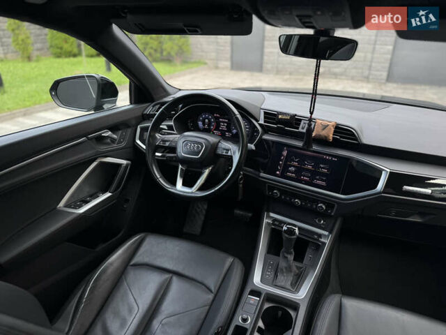 Черный Ауди Ку3, объемом двигателя 1.98 л и пробегом 100 тыс. км за 23500 $, фото 9 на Automoto.ua