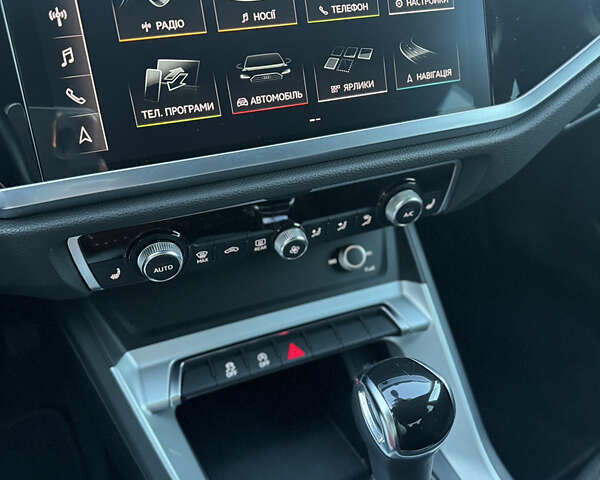 Черный Ауди Ку3, объемом двигателя 2 л и пробегом 110 тыс. км за 32500 $, фото 31 на Automoto.ua