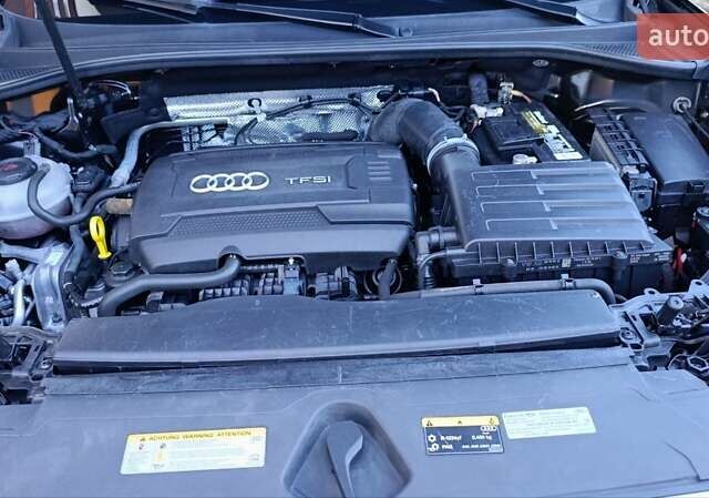 Черный Ауди Ку3, объемом двигателя 2 л и пробегом 153 тыс. км за 21599 $, фото 67 на Automoto.ua