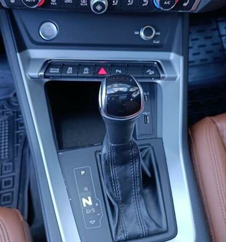 Черный Ауди Ку3, объемом двигателя 2 л и пробегом 153 тыс. км за 21599 $, фото 43 на Automoto.ua