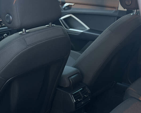 Черный Ауди Ку3, объемом двигателя 2 л и пробегом 110 тыс. км за 32500 $, фото 22 на Automoto.ua