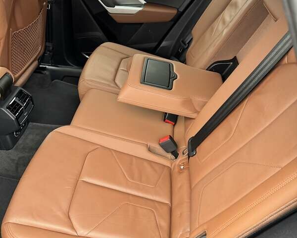 Черный Ауди Ку3, объемом двигателя 1.98 л и пробегом 40 тыс. км за 29700 $, фото 26 на Automoto.ua