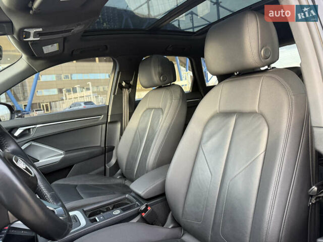 Черный Ауди Ку3, объемом двигателя 1.98 л и пробегом 138 тыс. км за 22000 $, фото 12 на Automoto.ua