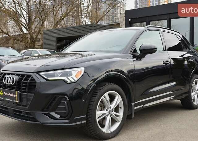 Черный Ауди Ку3, объемом двигателя 1.98 л и пробегом 66 тыс. км за 29888 $, фото 3 на Automoto.ua