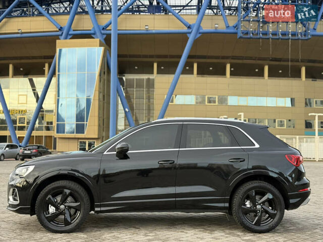 Черный Ауди Ку3, объемом двигателя 1.98 л и пробегом 138 тыс. км за 22000 $, фото 2 на Automoto.ua