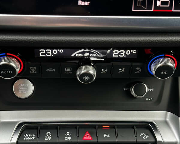 Черный Ауди Ку3, объемом двигателя 1.98 л и пробегом 20 тыс. км за 32500 $, фото 12 на Automoto.ua