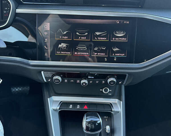 Черный Ауди Ку3, объемом двигателя 2 л и пробегом 110 тыс. км за 32500 $, фото 29 на Automoto.ua