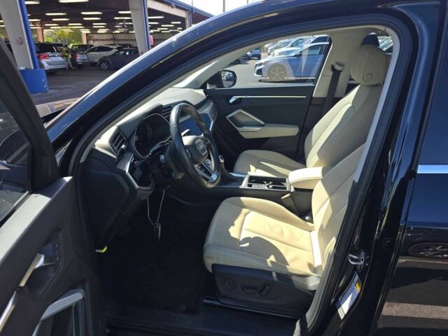 Ауди Ку3 2019 в Днепре (Днепропетровске) на Automoto.ua Черный Ауди Ку3, объемом двигателя 0 л и пробегом 138 тыс. км за 359 $, фото 4 на Automoto.ua