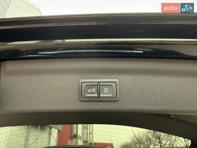 Черный Ауди Ку3, объемом двигателя 2 л и пробегом 39 тыс. км за 33999 $, фото 13 на Automoto.ua