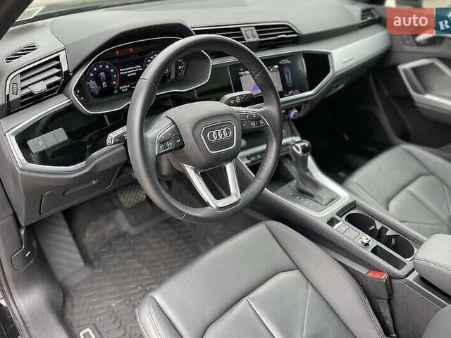 Чорний Ауді Ку3, об'ємом двигуна 1.98 л та пробігом 61 тис. км за 25600 $, фото 8 на Automoto.ua