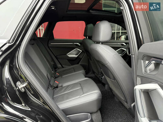 Чорний Ауді Ку3, об'ємом двигуна 2 л та пробігом 38 тис. км за 34900 $, фото 17 на Automoto.ua