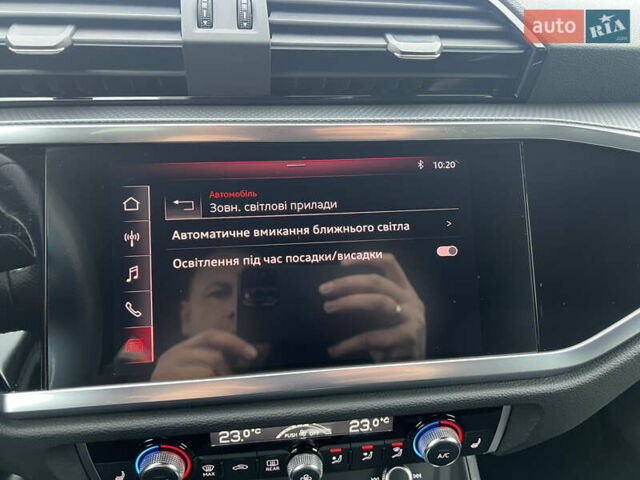 Черный Ауди Ку3, объемом двигателя 1.5 л и пробегом 106 тыс. км за 28800 $, фото 53 на Automoto.ua