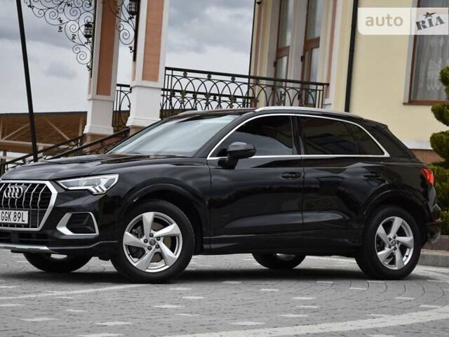 Черный Ауди Ку3, объемом двигателя 1.97 л и пробегом 40 тыс. км за 38400 $, фото 4 на Automoto.ua