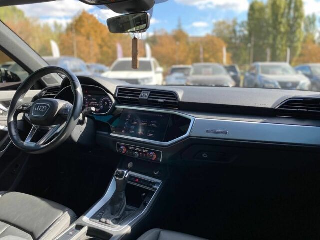 Чорний Ауді Ку3, об'ємом двигуна 2 л та пробігом 60 тис. км за 28600 $, фото 13 на Automoto.ua