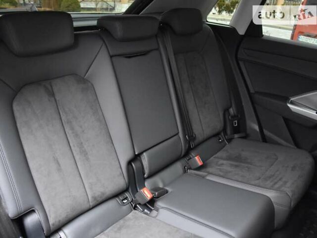 Черный Ауди Ку3, объемом двигателя 1.97 л и пробегом 40 тыс. км за 38400 $, фото 83 на Automoto.ua